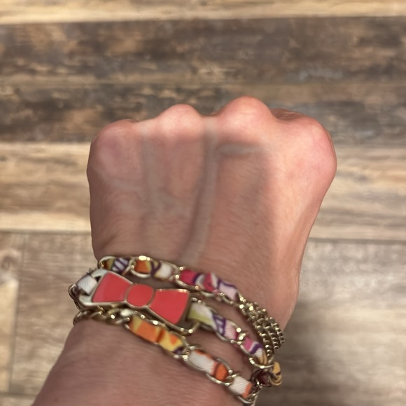 Vera Bradley pink bow wrap bracelet NWT - Picture 2 of 6